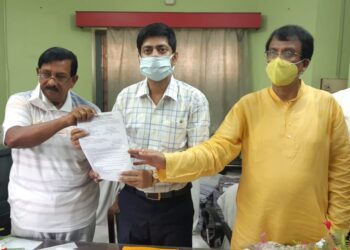 প্রাক্তন সিপিএম নেতা আইনুলকে বর্ধমান পুরসভার উপ-প্রশাসক করা হতেই ক্ষোভ বিক্ষোভ ছড়ালো বর্ধমানের তৃণমূল শিবিরে