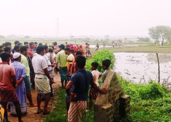 মন্তেশ্বরে খড়ি নদী সাঁতার কেটে পারাপার করতে গিয়ে তলিয়ে গেলেন কৃষক