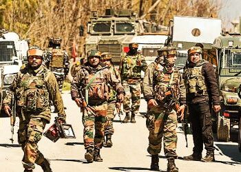 কাশ্মীরে জঙ্গি হানায় সস্ত্রীক বিজেপি নেতার মৃত্যু