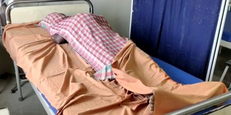 বাঁকুড়ায় আদিবাসী ব্যক্তিকে আছড়ে মারল বুনো হাতি