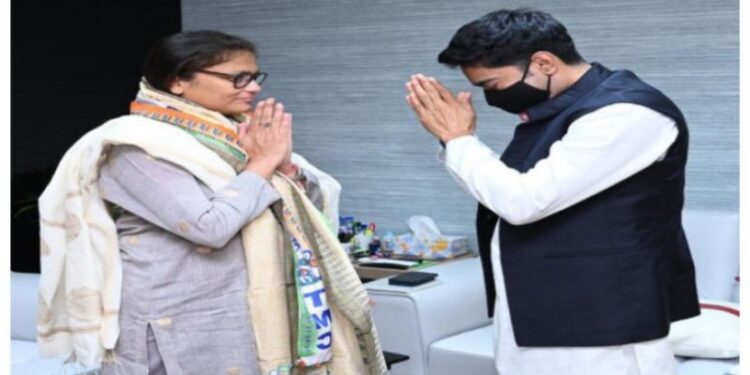 তৃণমূলেই যোগ দিলেন শিলচরের প্রাক্তন কংগ্রেস সাংসদ সুস্মিতা দেব