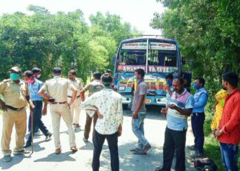 কাটোয়া ও ভাতারে পৃথক দুর্ঘটনায় মৃত ১, আহত ১৮