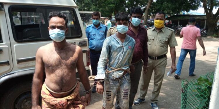 ভাতারে সেনাকর্মীর বাড়িতে চুরির ঘটনায় গ্রেফতার ৩