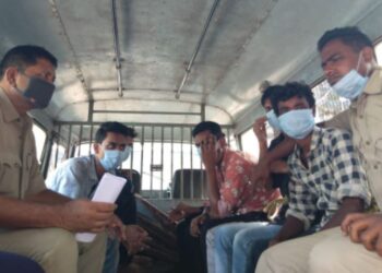 ব্যাঙ্কের ভল্ট ভাঙার আগেই মেমারি থানার পুলিশের হাতে গ্রেপ্তার ৫ ডাকাত