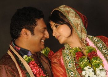 ছেলের ইচ্ছায় ফের বিয়ে করলেন তেলেগু অভিনেতা প্রকাশ রাজ, ট্যুইটারে পোস্ট করলেন বিয়ের ছবি