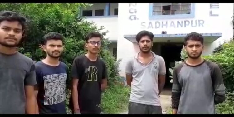 মুখ্যমন্ত্রীর নির্দেশ অমান্য করেই খুলে গেল বর্ধমানের এমবিসি ইনস্টিটিউট অফ ইঞ্জিনিয়ারিং এণ্ড টেকনলোজি