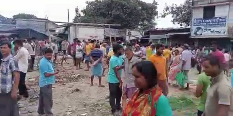 হবিবপুরের শব্জির বাজার স্থানান্তরকে কেন্দ্র করে সংঘর্ষ, জখম ৩