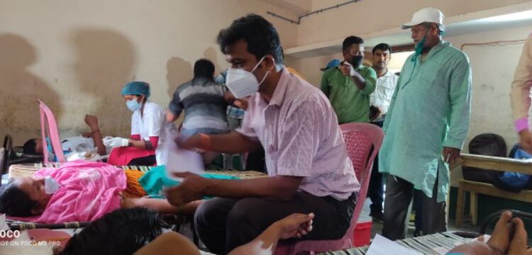 ভাতারে ক্লাবের উদ্যোগে আয়োজিত রক্তদান শিবিরের উদ্বোধনে বিধায়ক