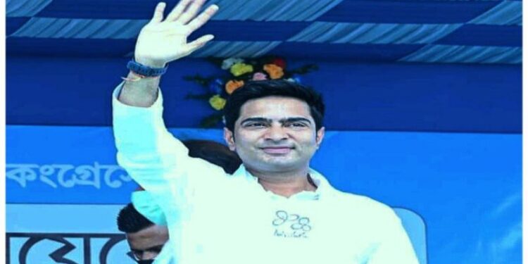 কয়লা কান্ডে ইডির তলব, দিল্লি গেলেন অভিষেক বন্দ্যোপাধ্যায়