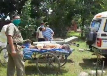 যাত্রী প্রতিক্ষালয় থেকে অজ্ঞাতপরিচয় মহিলার মৃতদেহ  উদ্ধার ঘিরে চাঞ্চল্য বর্ধমানে