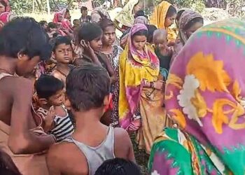 চাঁচলে মহানন্দার জলে শিশুর দেহ ভেসে আসার ঘটনায় চাঞ্চল্য