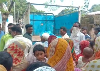 শ্বশুরবাড়ি থেকে বধুর ঝুলন্ত দেহ উদ্ধার ঘিরে চাঞ্চল্য মালদার পুকুরিয়ায়