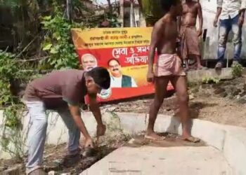 স্বচ্ছতা অভিযানের মধ্য দিয়ে প্রধানমন্ত্রীর জন্মদিন পালন করলেন কেন্দ্রীয় মন্ত্রী সুভাষ সরকার