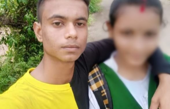 সোশ্যাল মিডিয়ায় মাথায় সিঁদুর লাগানো ছবি পোস্ট, লজ্জায় আত্মঘাতী নবম শ্রেণীর ছাত্রী