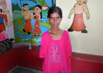 পথ হারানো ভিক্ষাজীবি তরুনীকে উদ্ধার করল ভাতার থানার পুলিশ