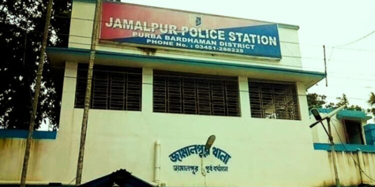 মুখ থেঁতলানো নিহত মহিলার পরিচয় উদ্ধার করলো পুলিশ