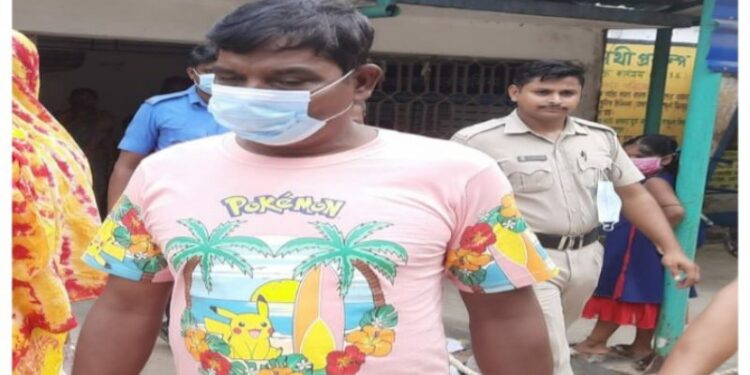 অবৈধ সম্পর্কে তিক্ততা তৈরি হওয়ায়  মহিলাকে নৃশংস ভাবে খুন ! গ্রেফতার তৃণমূলের পঞ্চায়েত সদস্য