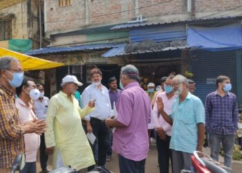 ভাতার বাজারে হকার্স মার্কেট পরিদর্শনে বিধায়ক ও জেলা পরিষদের পাঁচ কর্মাধ্যক্ষ