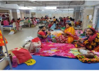 কোভিড আক্রান্ত না হলেও প্রবল জ্বর নিয়ে ছয় দিনে দেড় শতাধিক শিশু ভর্তি কালনা হাসপাতালে