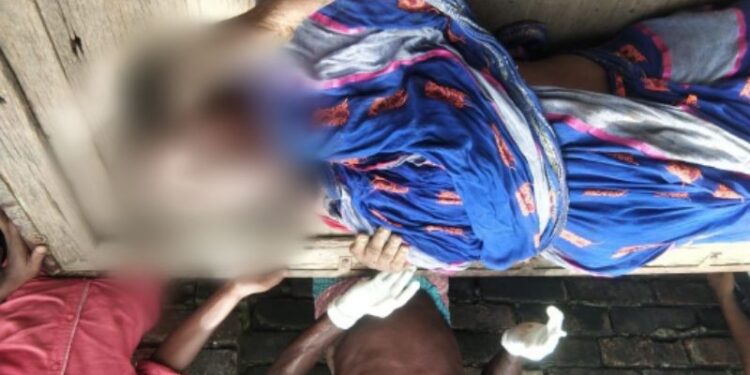 স্ত্রীকে খুন করে থানায় আত্মসমর্পণ স্বামীর