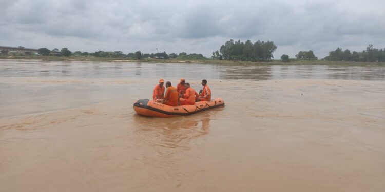 মঙ্গলকোটে অজয়ের স্রোতে তলিয়ে গেল কিশোর