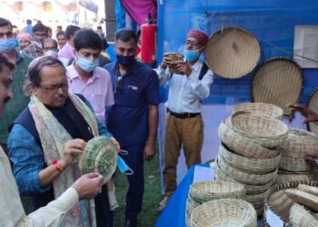 পঞ্চায়েত মন্ত্রীর করা সৃষ্টিশ্রী মেলার উদ্বোধনে গরহাজির পূর্ব বর্ধমানের সিংহভাগ বিধায়ক ও জেলাপরিষদের কর্মকর্তারা