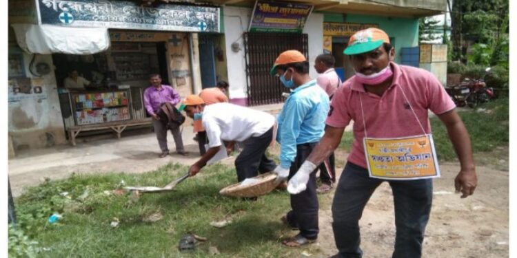 মন্তেশ্বরে বিজেপির স্বচ্ছতা অভিযান