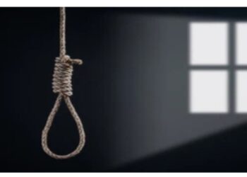 কালনায় গলায় ফাঁস লাগিয়ে আত্মঘাতী মেধাবী পড়ুয়া