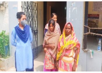 মায়ের উপর অভিমান করে বাড়ি থেকে পালানো কিশোরীকে উদ্ধার করল ভাতার থানার পুলিশ