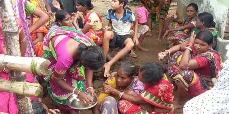 বীরভূমে ব্যক্তির অস্বাভাবিক মৃত্যুর ঘটনায় উত্তেজনা, দেহ আটকে রেখে বিক্ষোভ