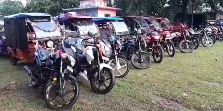 বাইক ও টোটো চুরির চক্রের ৬ পাণ্ডাকে গ্রেফতার করল বাঁকুড়া জেলা পুলিশ