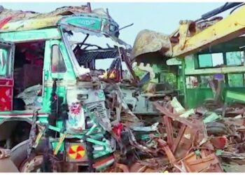 উত্তরপ্রদেশের বারাবঙ্কিতে যাত্রীবাহী বাস-ট্রাকের মুখোমুখি সংঘর্ষ, মৃত ৯