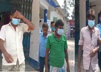 মহাচতুর্থীর রাতে ডাকাতির ছক বানচার করল চাঁচল থানার পুলিশ, অস্ত্রসস্ত্রসহ গ্রেফতার ৪ দুষ্কৃতি