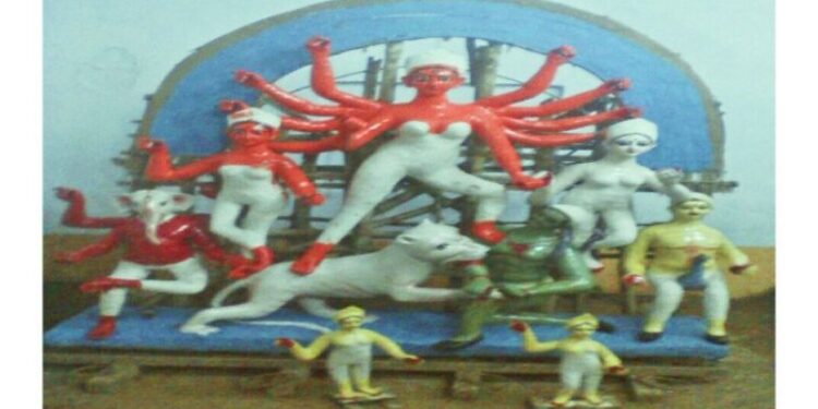 দুর্গাপুজোয় পর্দানসীন থাকেন বিদ্যাসাগরের স্নেহধন্য বর্ধমানের সিংহরায় জমিদার পরিবারের মহিলারা