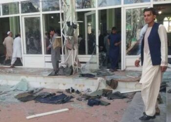 কান্দাহারে শিয়া মসজিদে আত্মঘাতী বিস্ফোরণ, মৃত ৩২, গুরুতর জখম ৪০