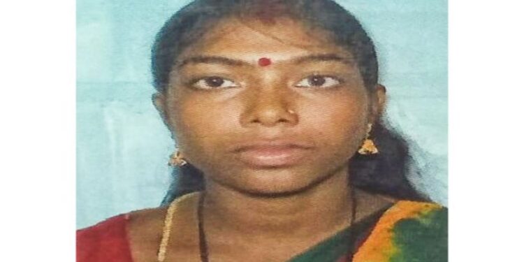 লক্ষী পুজোর আগেই শাবল দিয়ে মাথায় মেরে ঘুমন্ত অবস্থায় থাকা স্ত্রী লক্ষ্মীকে খুন, গ্রেপ্তার স্বামী