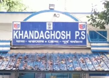 খন্ডঘোষে জুয়ার ঠেকে পুলিশি হানায় ধৃত ৯, উদ্ধার ৭৭ হাজার টাকা