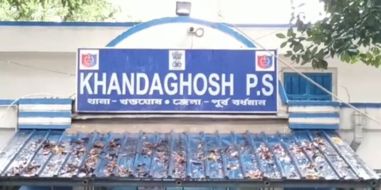 খন্ডঘোষে জুয়ার ঠেকে পুলিশি হানায় ধৃত ৯, উদ্ধার ৭৭ হাজার টাকা