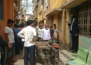 মালদা শহরে মেসের ঘর থেকে কলেজ পড়ুয়ার ঝুলন্ত দেহ উদ্ধার, চাঞ্চল্য