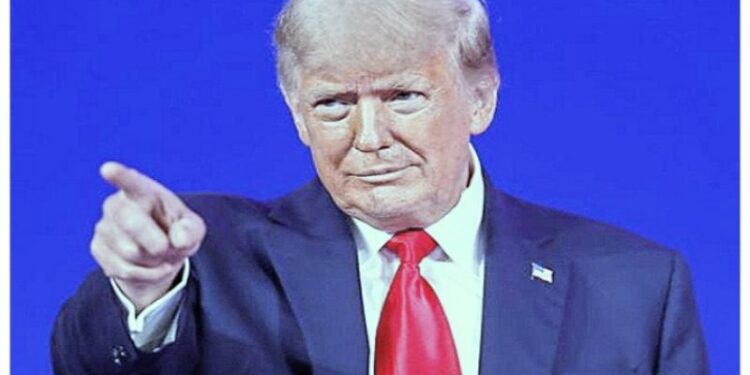 ফেসবুক-ট্যুইটারে নিষিদ্ধ, ‘ট্রুথ সোশ্যাল’ নামে একটি সোশ্যাল মিডিয়া প্ল্যাটফর্ম চালু করতে চলেছেন ডোনাল্ড ট্রাম্প