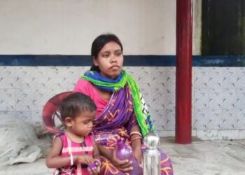 কন্যাসন্তান হয়ে জন্মানোর অপরাধে সদ্যজাতকে মেরে ধানজমিতে পুঁতে দিল বাবা