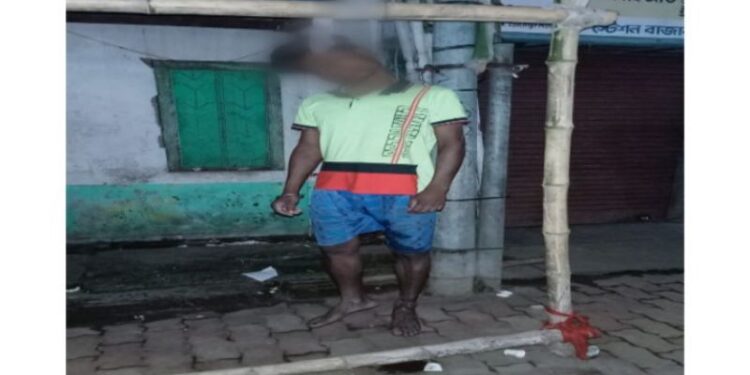 কাটোয়ায় দুর্গাপুজোর মণ্ডপের কাঠামোয় যুবকের ঝুলন্ত দেহ উদ্ধার