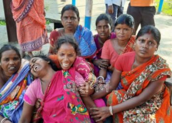 কাটোয়ায় বধুর অস্বাভাবিক মৃত্যুর ঘটনায় চাঞ্চল্য, পরিবারের দাবি খুন !