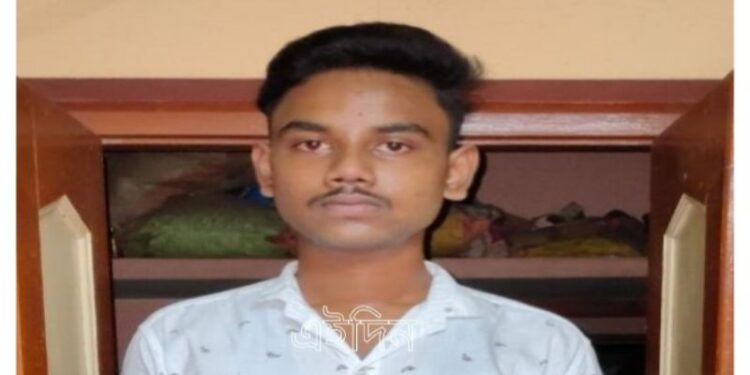 ইঞ্জিনিয়ারিং পড়ুয়া ছাত্রকে আত্মহতায় প্ররোচনা দেবার অভিযোগে প্রেমিকা সহ ৭ জনের বিরুদ্ধে রুজু হল মামলা