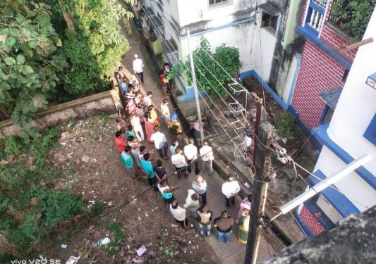 বিষ্ণুপুরে বাড়ির সামনে ব্যক্তির ক্ষতবিক্ষত দেহ উদ্ধার, চাঞ্চল্য