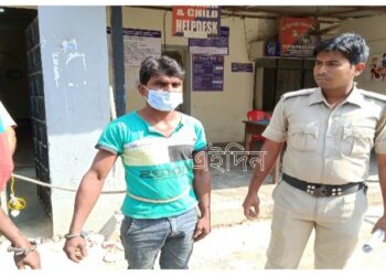 সন্দেহের বসে স্ত্রীকে স্বাসরোধ করে খুনের কথা কবুল স্বামীর, রাতেই ঘটনার পুননির্মান করল ভাতার থানার পুলিশ