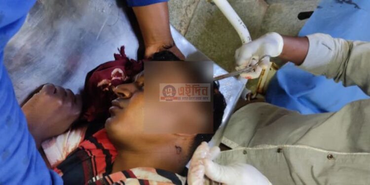 হাতুড়ি ও চপার দিয়ে আক্রমণ চালিয়ে বন্ধুকে মারত্মক ভাবে জখম করার অভিযোগ উঠলো দুই বন্ধুর বিরুদ্ধে