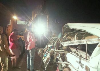 বর্ধমানে পথ দূর্ঘটনায় একই পরিবারের দুই শিশুসহ ৫ জনের মৃত্যু,আহত ৬