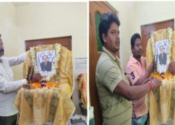 প্রয়াত রাজ্যের পঞ্চায়েত মন্ত্রীকে পঞ্চায়েত অফিসেই শ্রদ্ধা জানালেন প্রধান ও সদস্যরা