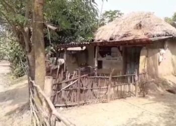 ভাতারে বন্ধ দোকানের ভিতর থেকে উদ্ধার যুবকের মৃতদেহ, চাঞ্চল্য এলাকায়